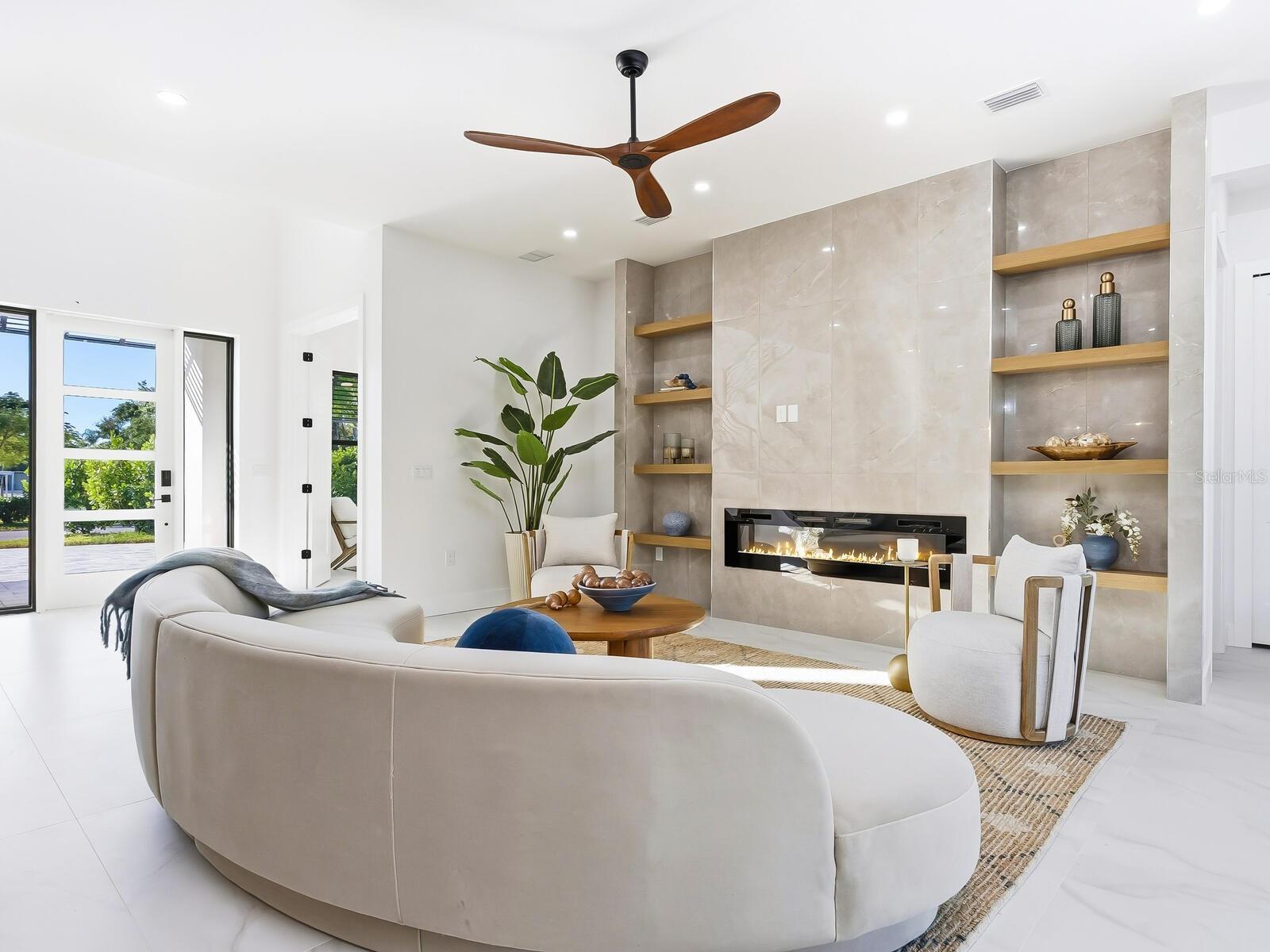 Image 14 of 45 For 2303 Loma Linda Street