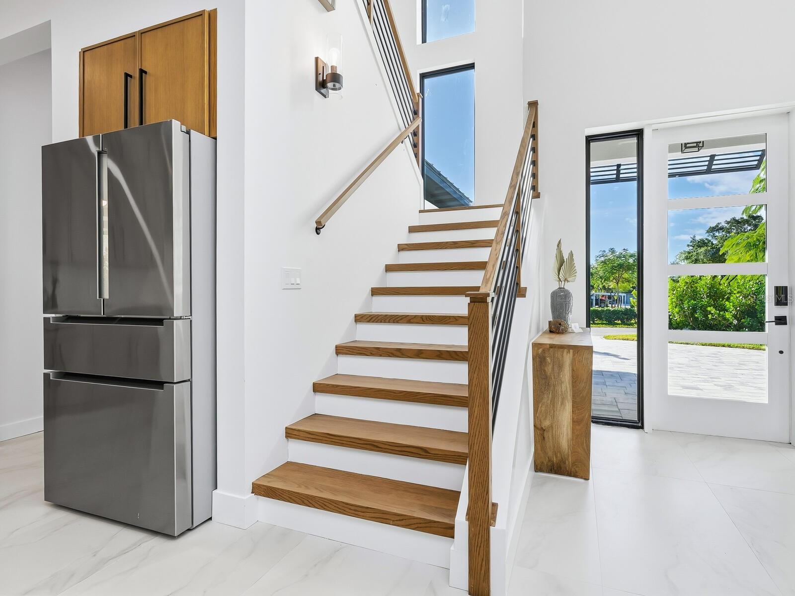 Image 18 of 45 For 2303 Loma Linda Street