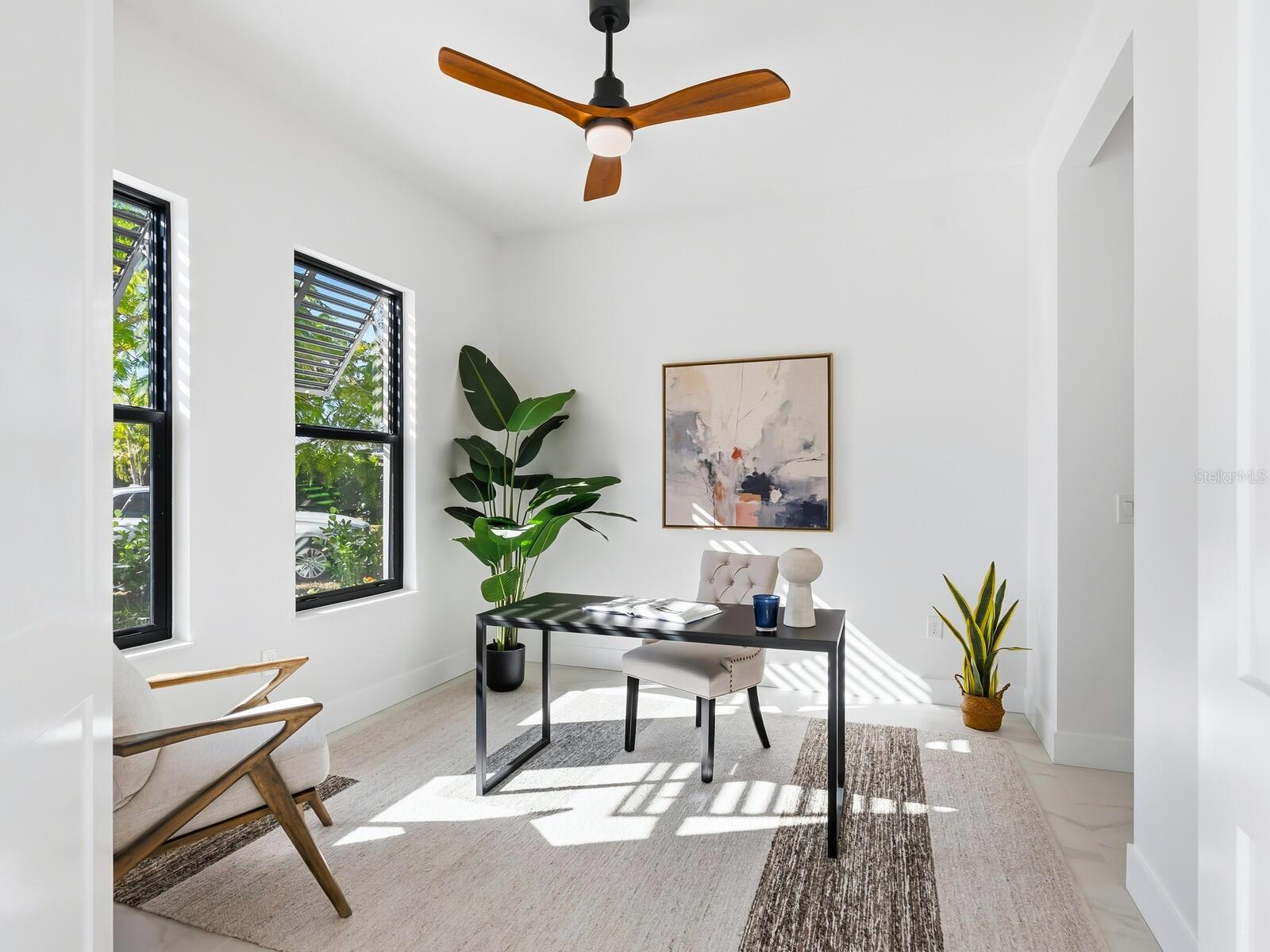 Image 28 of 45 For 2303 Loma Linda Street