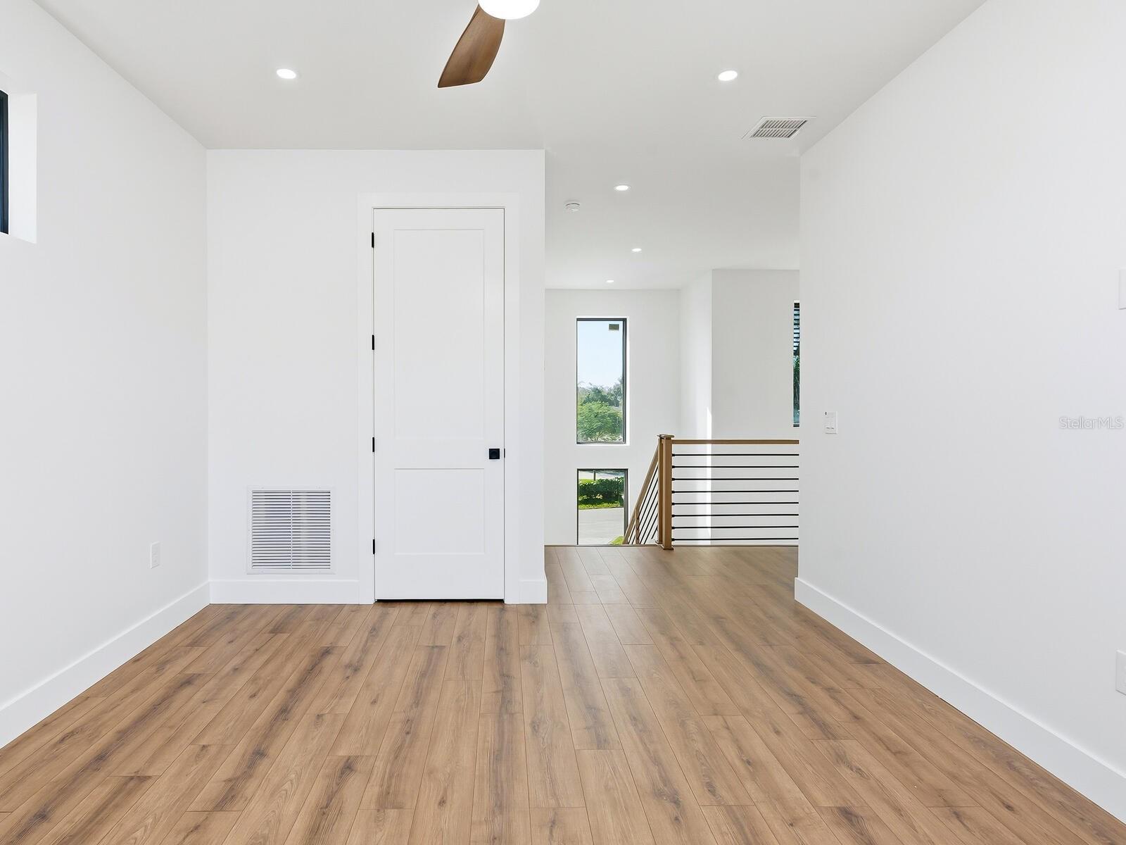 Image 41 of 45 For 2303 Loma Linda Street