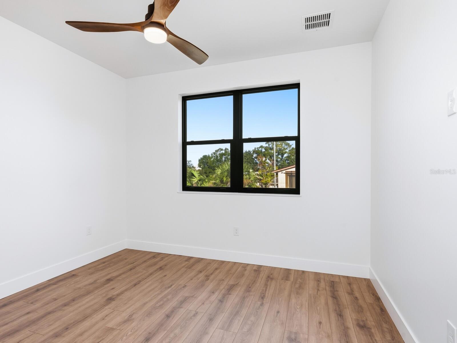 Image 44 of 45 For 2303 Loma Linda Street