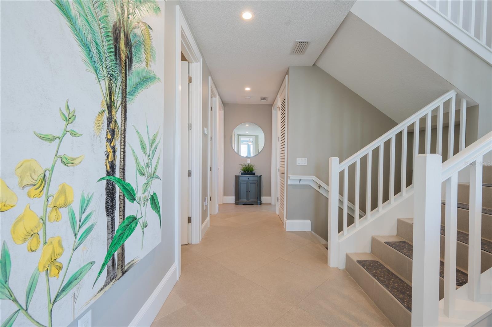 Listing photo id 28 for 2201 Avenue C