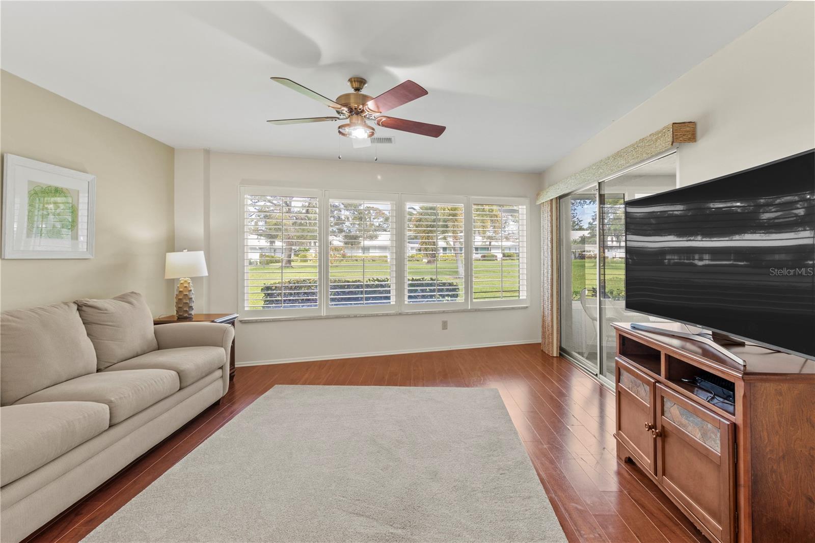 Image 15 of 54 For 6520 10th Avenue W 5714