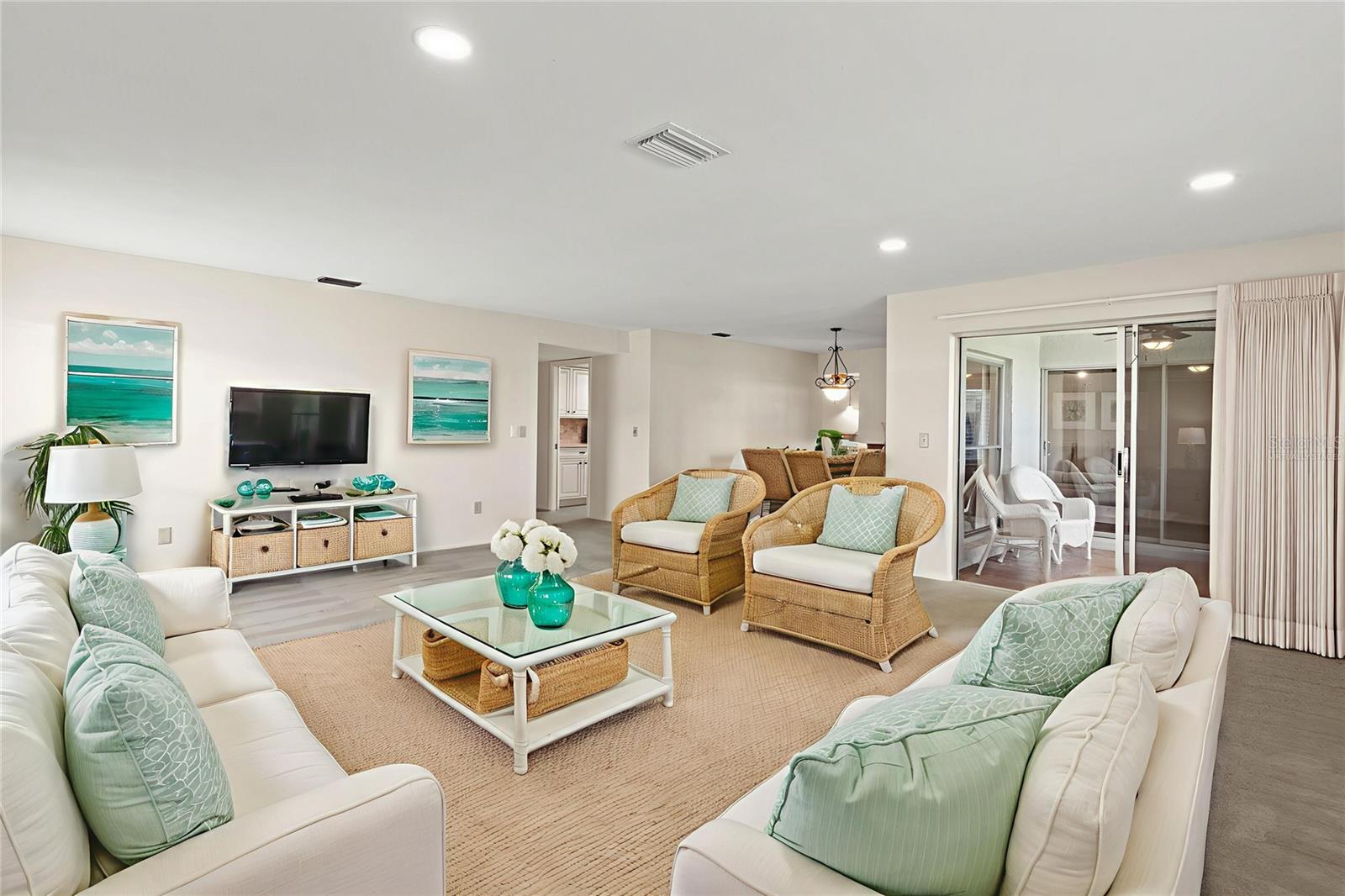 Image 24 of 54 For 6520 10th Avenue W 5714