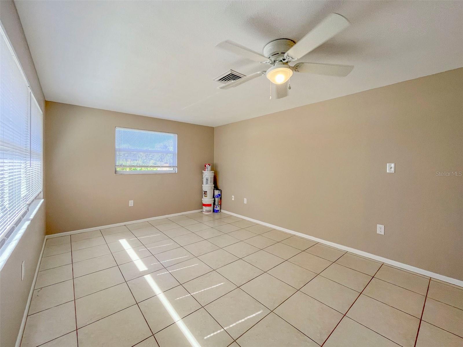 Image 3 of 14 For 5001 Bell Meade Drive