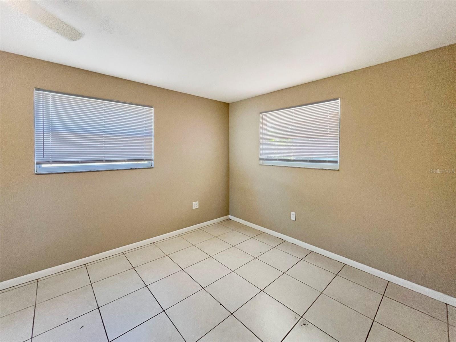 Image 8 of 14 For 5001 Bell Meade Drive