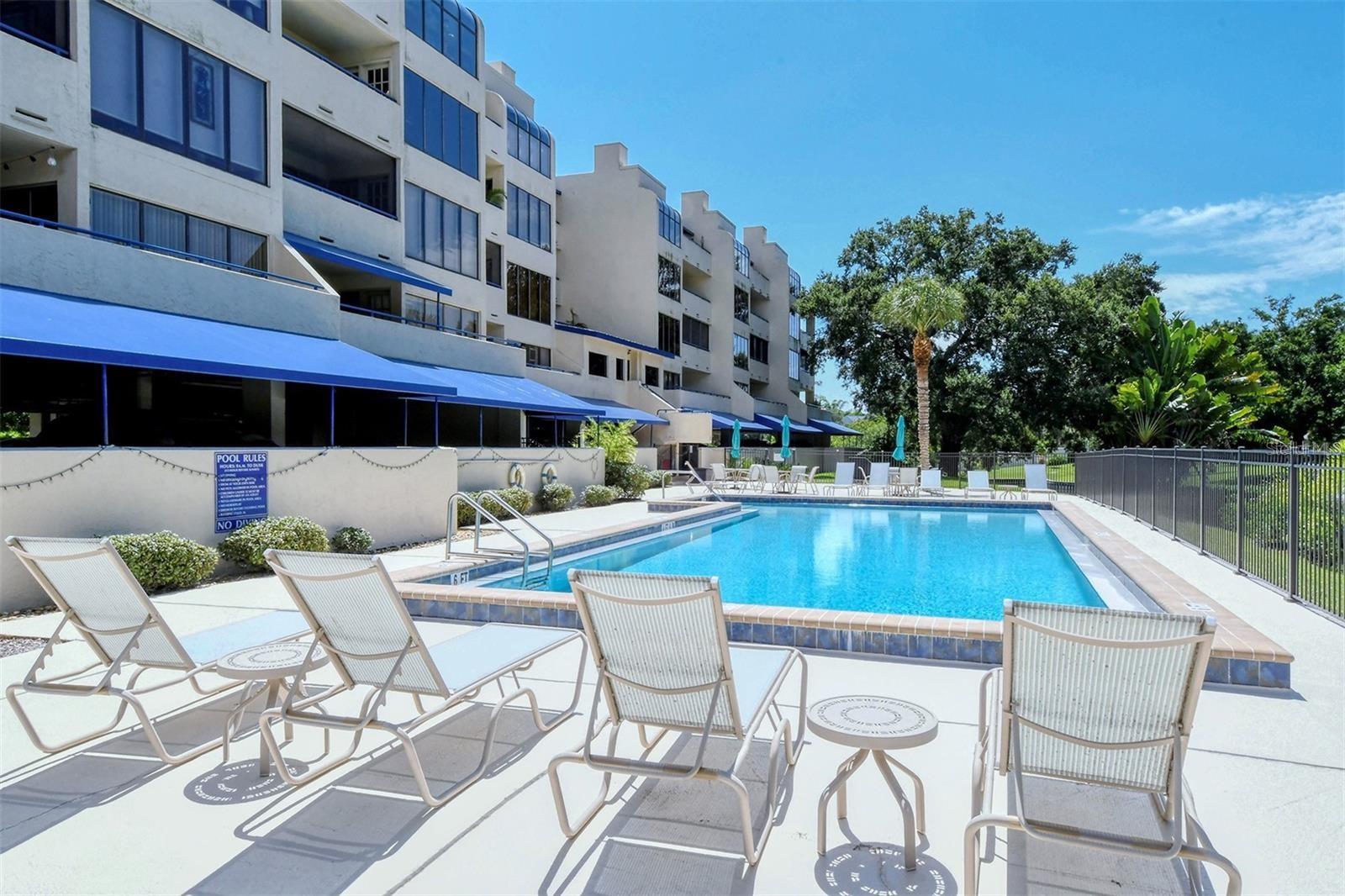 Image 29 of 92 For 835 Osprey Avenue 201