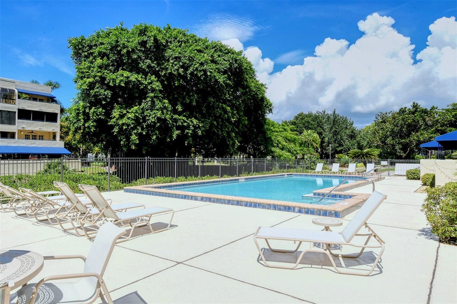 Image 30 of 92 For 835 Osprey Avenue 201