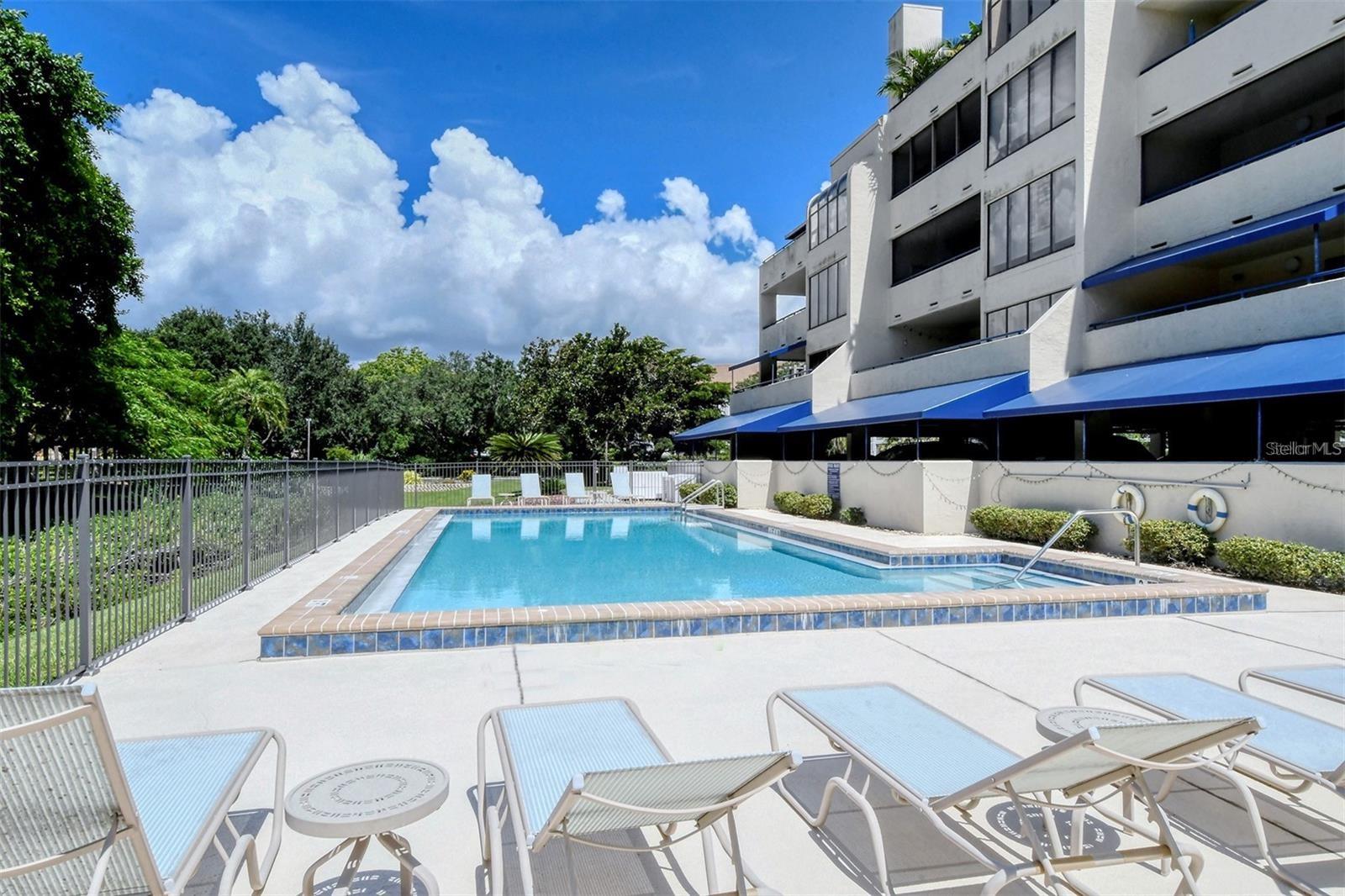 Image 31 of 92 For 835 Osprey Avenue 201