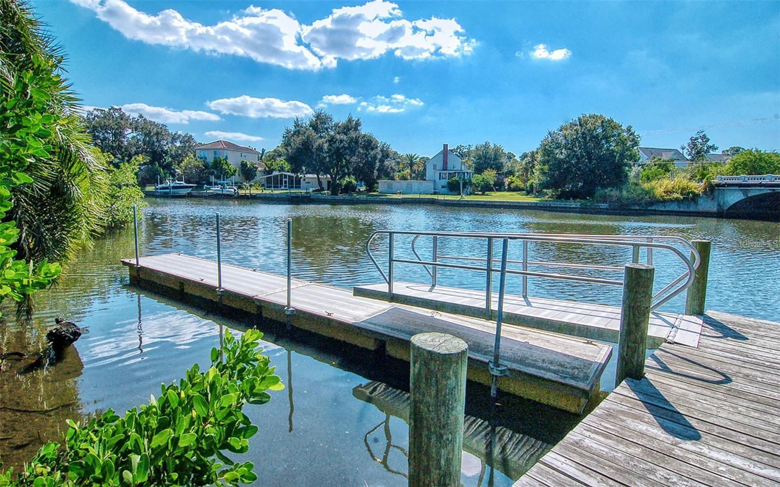 Image 37 of 92 For 835 Osprey Avenue 201