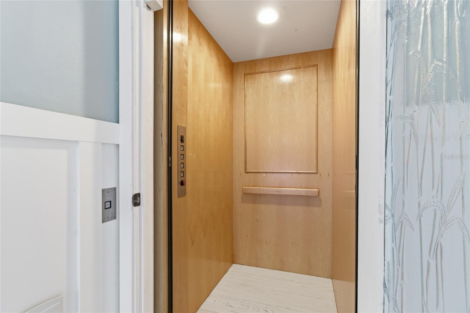 Image 10 of 67 For 2502 Avenue B