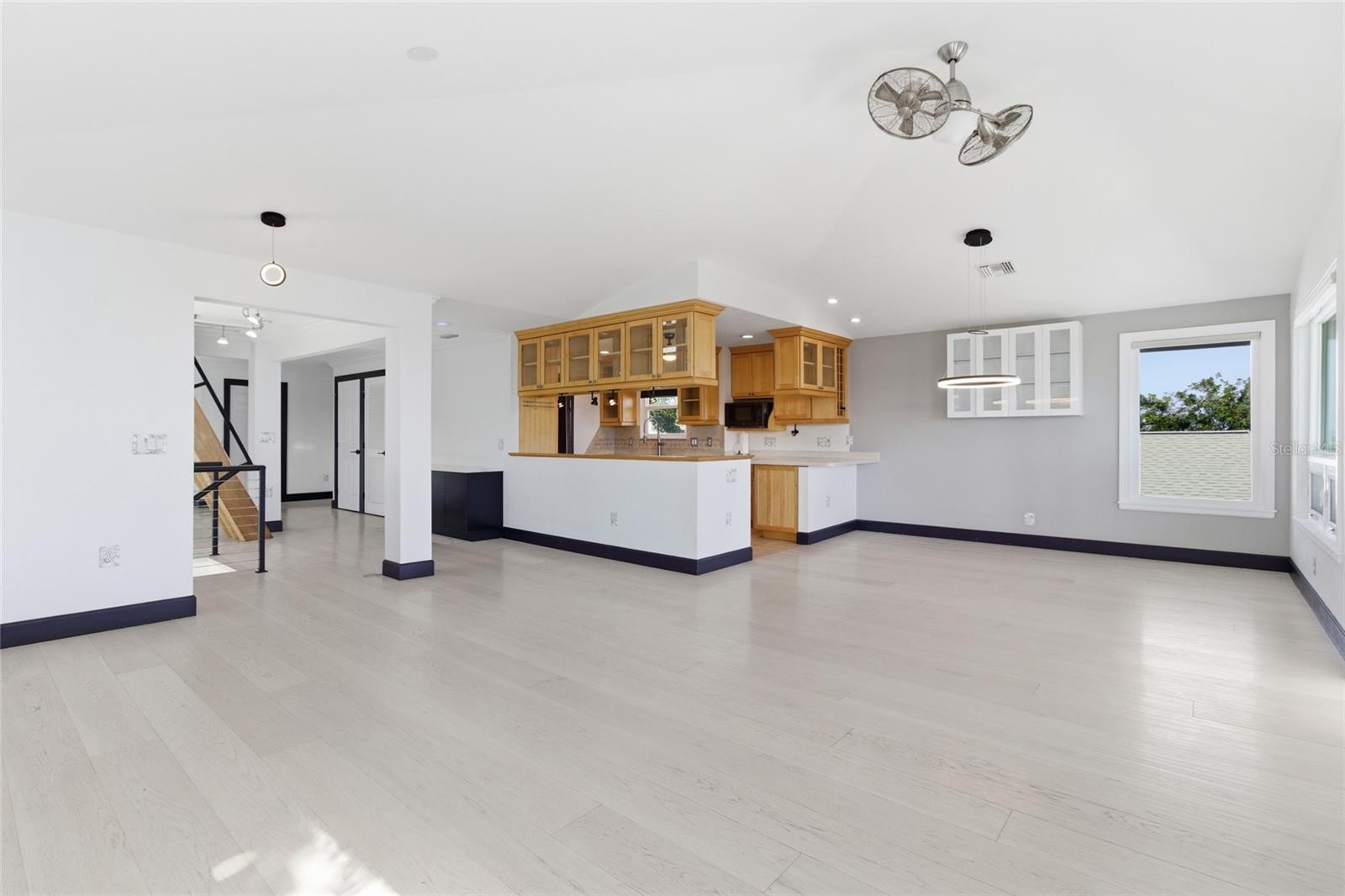 Image 20 of 67 For 2502 Avenue B