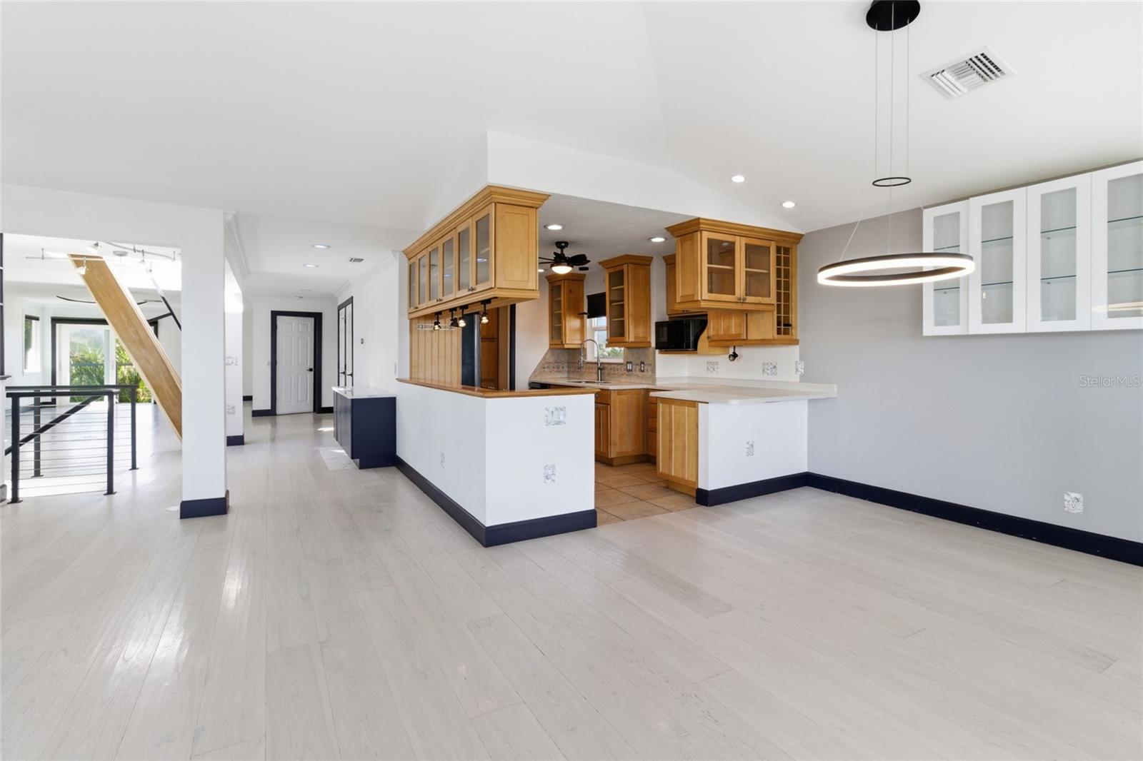 Image 21 of 67 For 2502 Avenue B