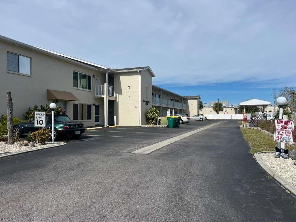 Image 31 of 33 For 22278 Vick Street A112