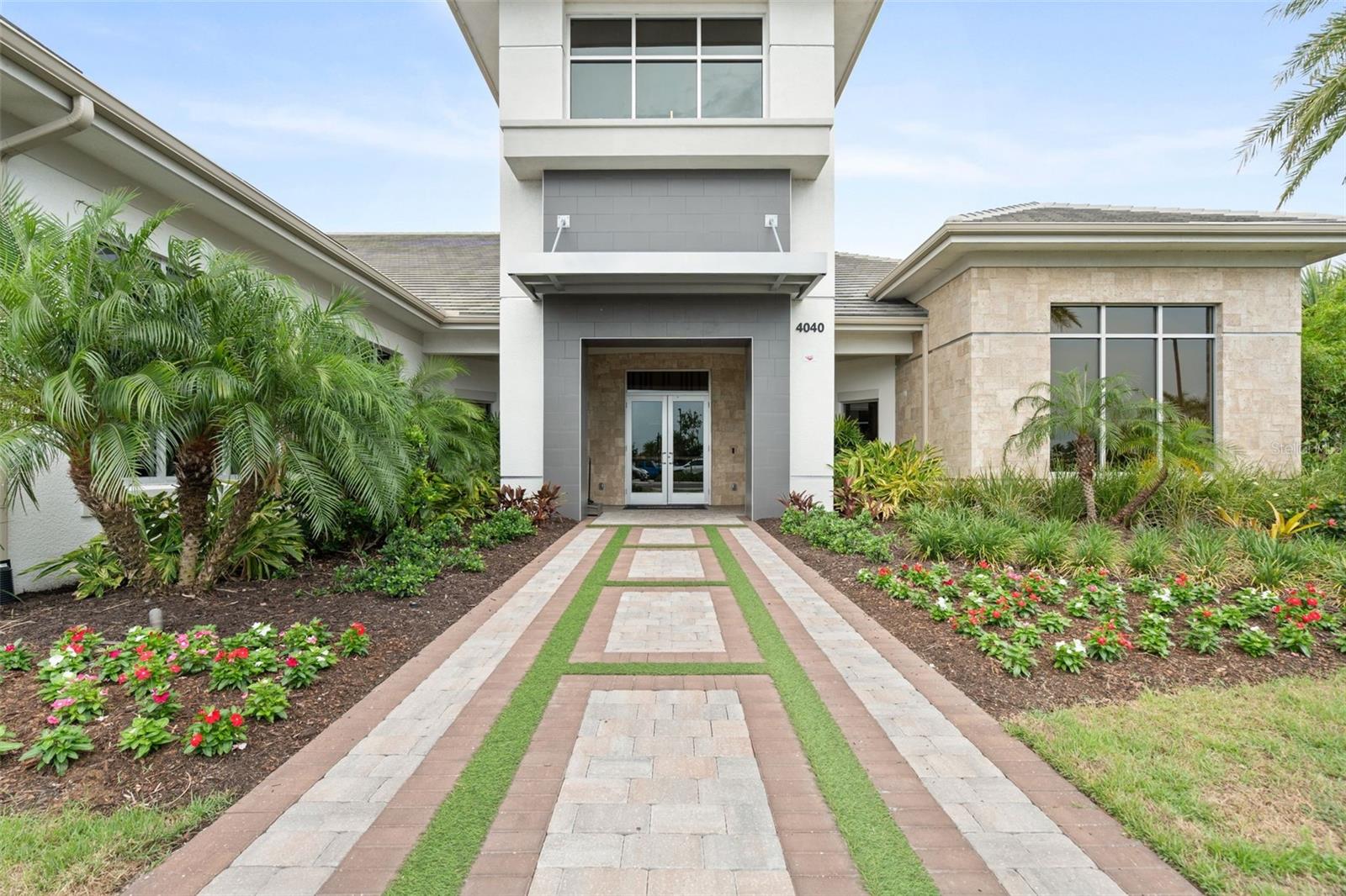 Image 21 of 83 For 15315 Derna Terrace