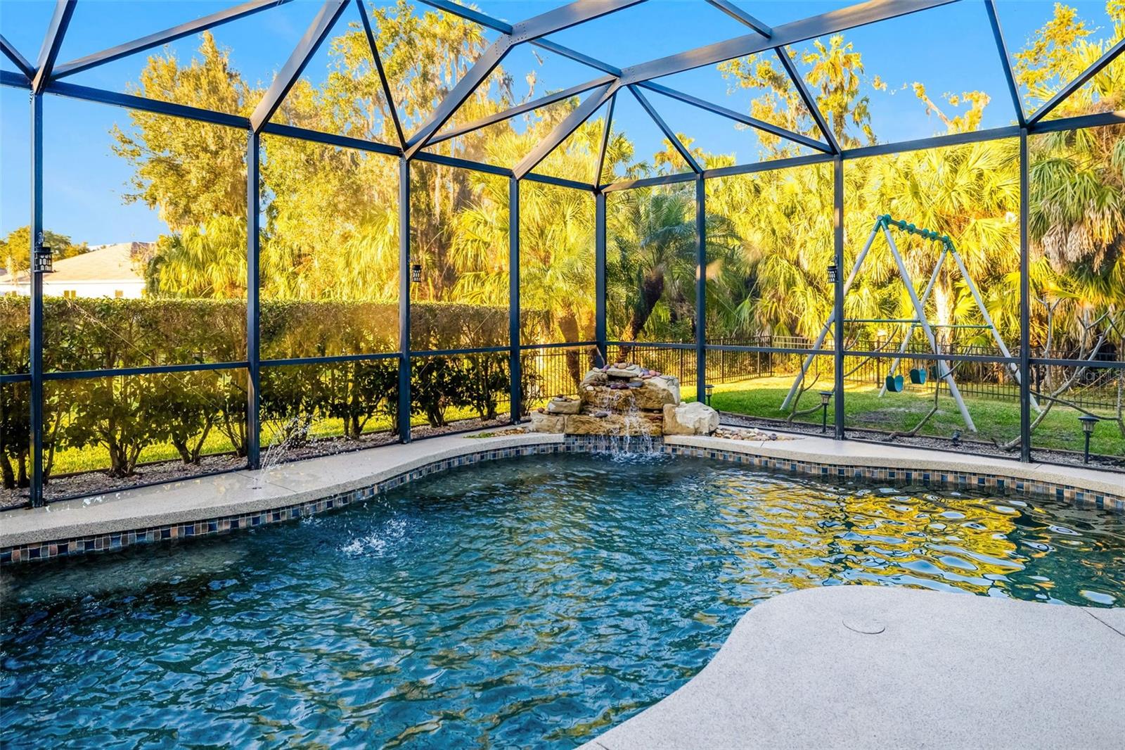 Image 41 of 87 For 9210 54th Court E