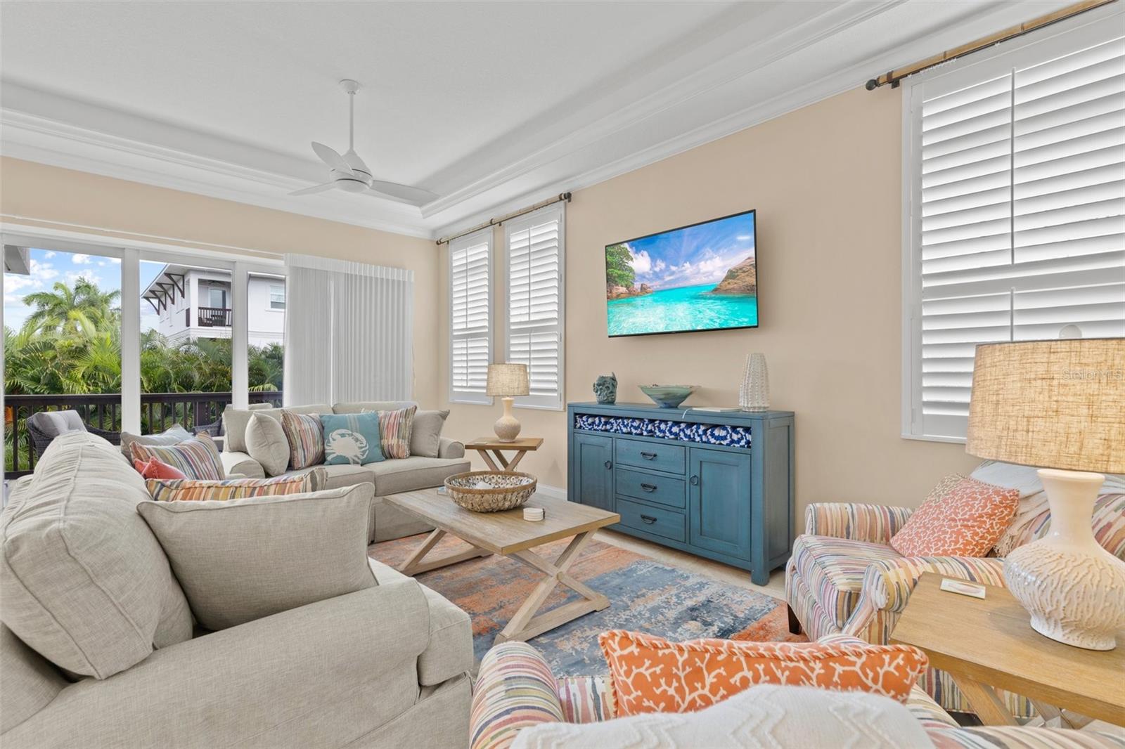 Image 11 of 43 For 1021 Crescent Street 1