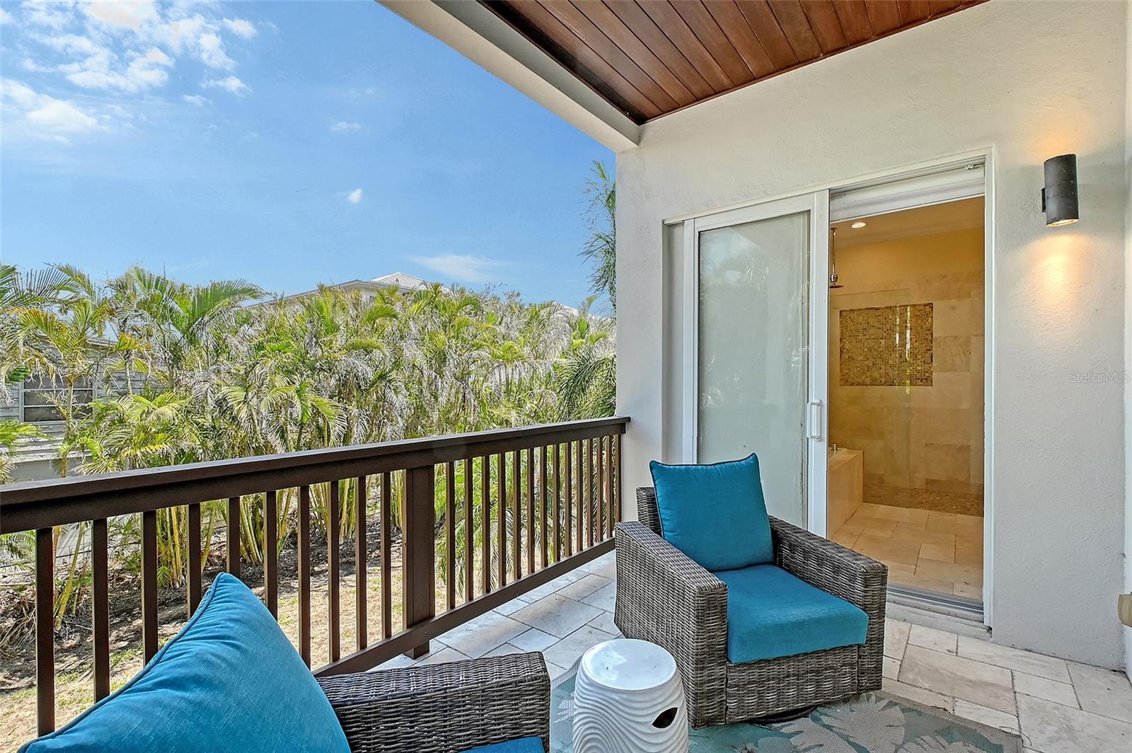 Image 22 of 43 For 1021 Crescent Street 1