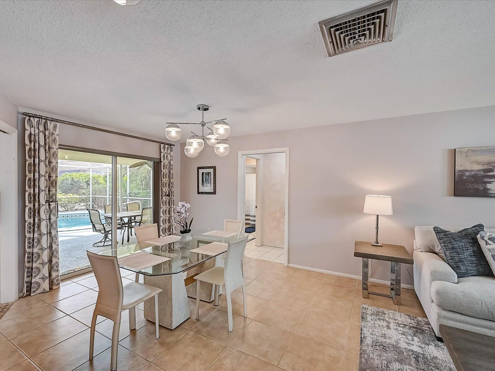 Image 11 of 93 For 10 Stone Mountain Boulevard