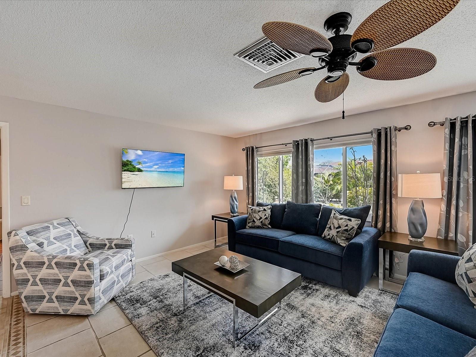 Image 19 of 93 For 10 Stone Mountain Boulevard