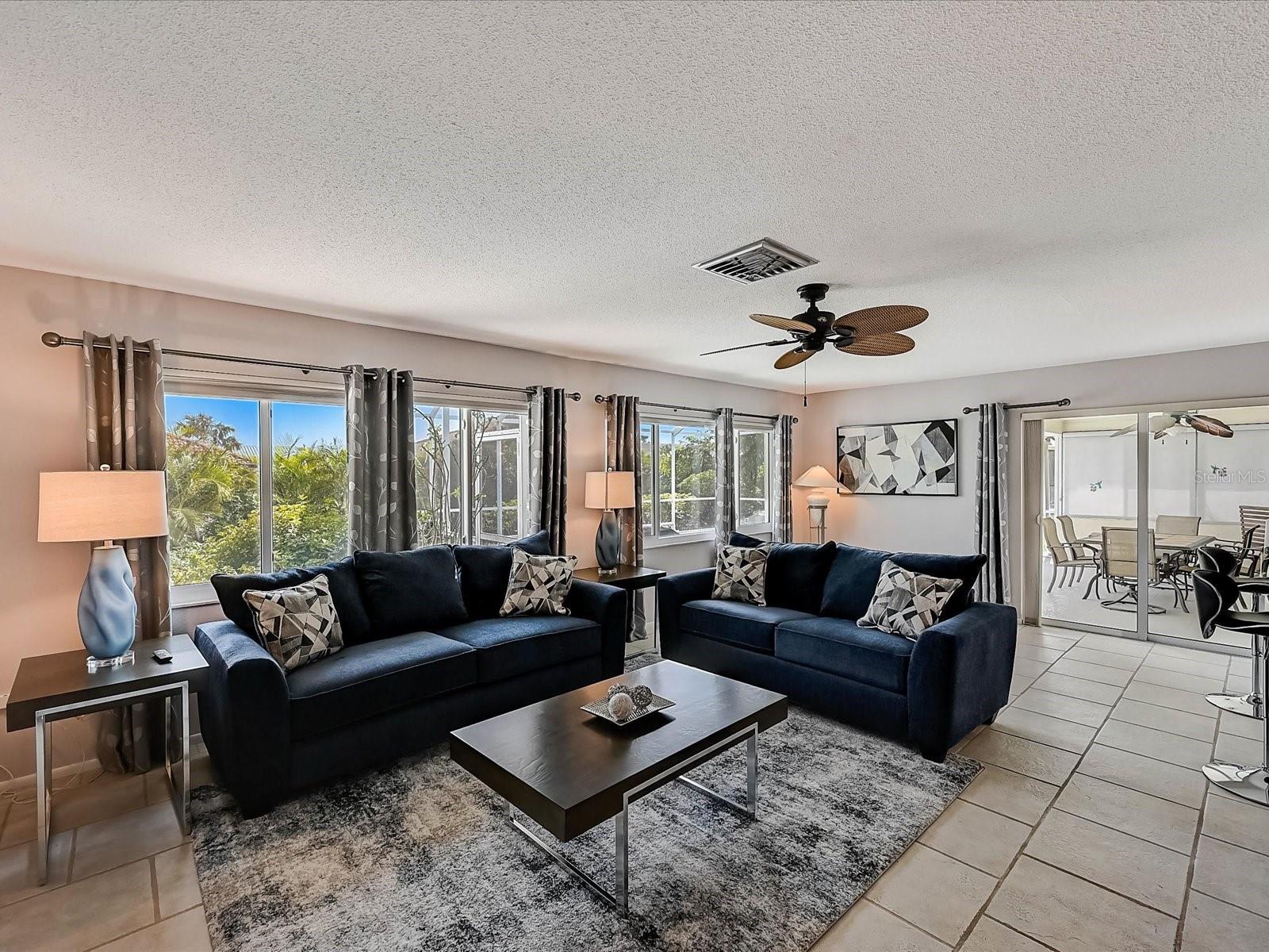 Image 5 of 93 For 10 Stone Mountain Boulevard