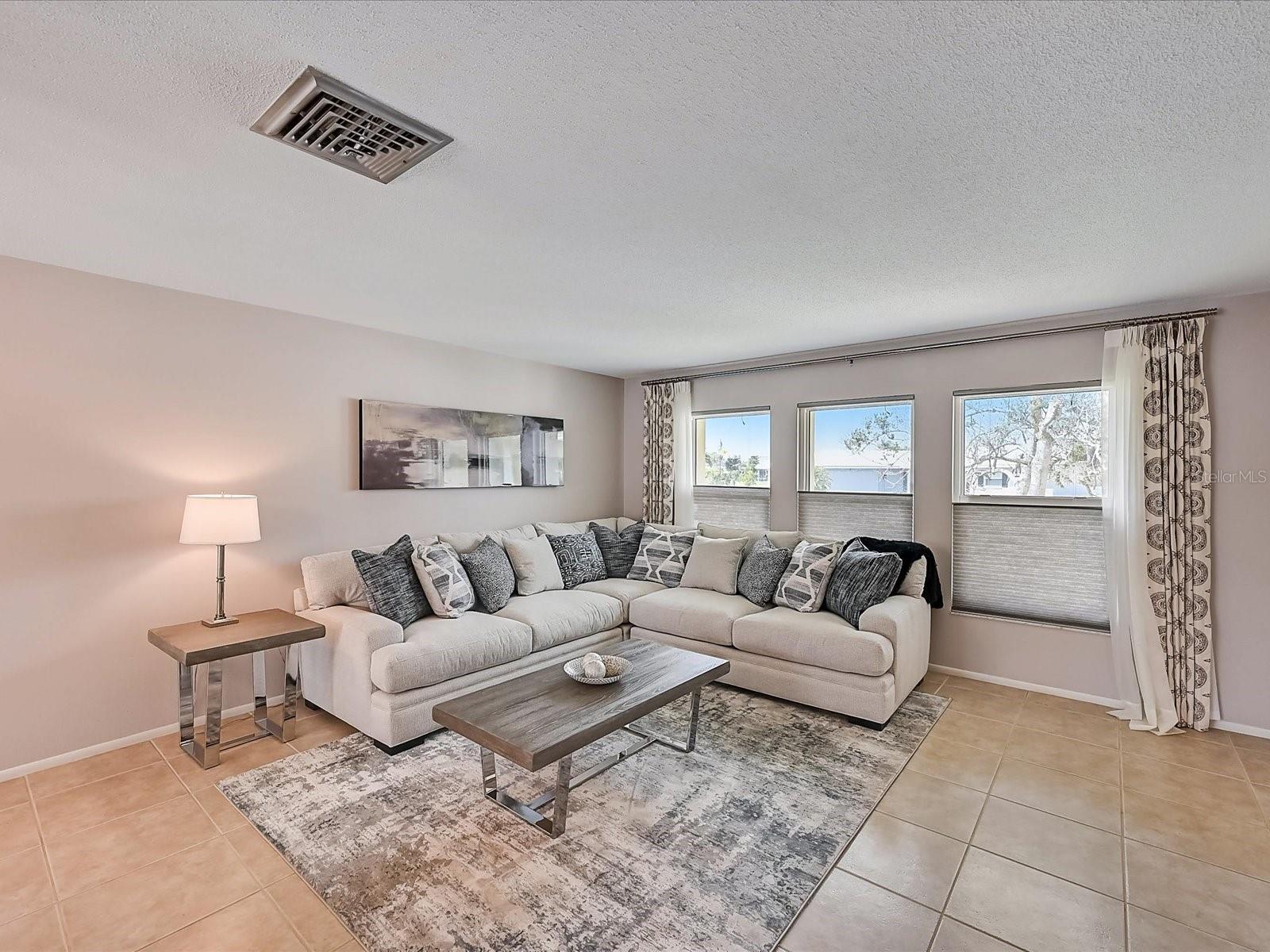 Image 9 of 93 For 10 Stone Mountain Boulevard