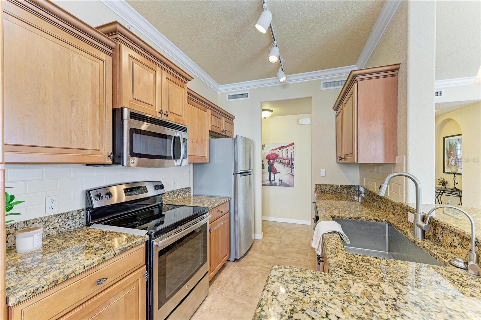 Image 13 of 54 For 500 San Lino Circle 521