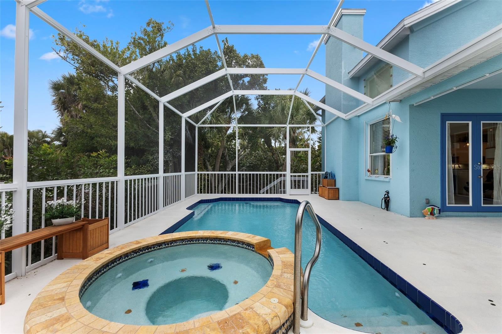 Image 2 of 54 For 5334 Calle Florida