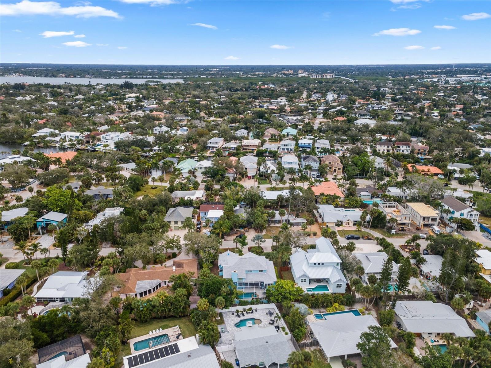 Image 44 of 54 For 5334 Calle Florida