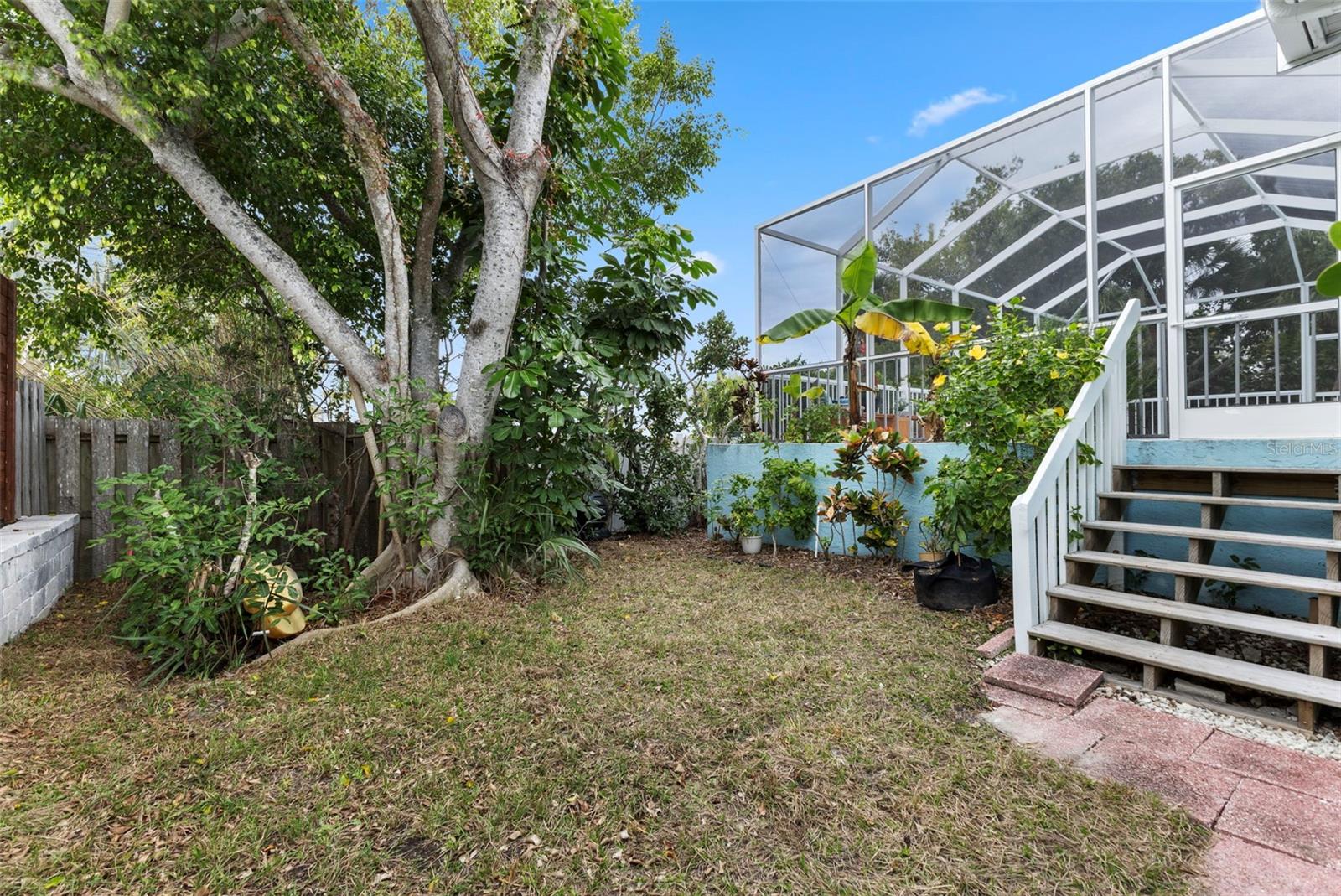 Image 46 of 54 For 5334 Calle Florida