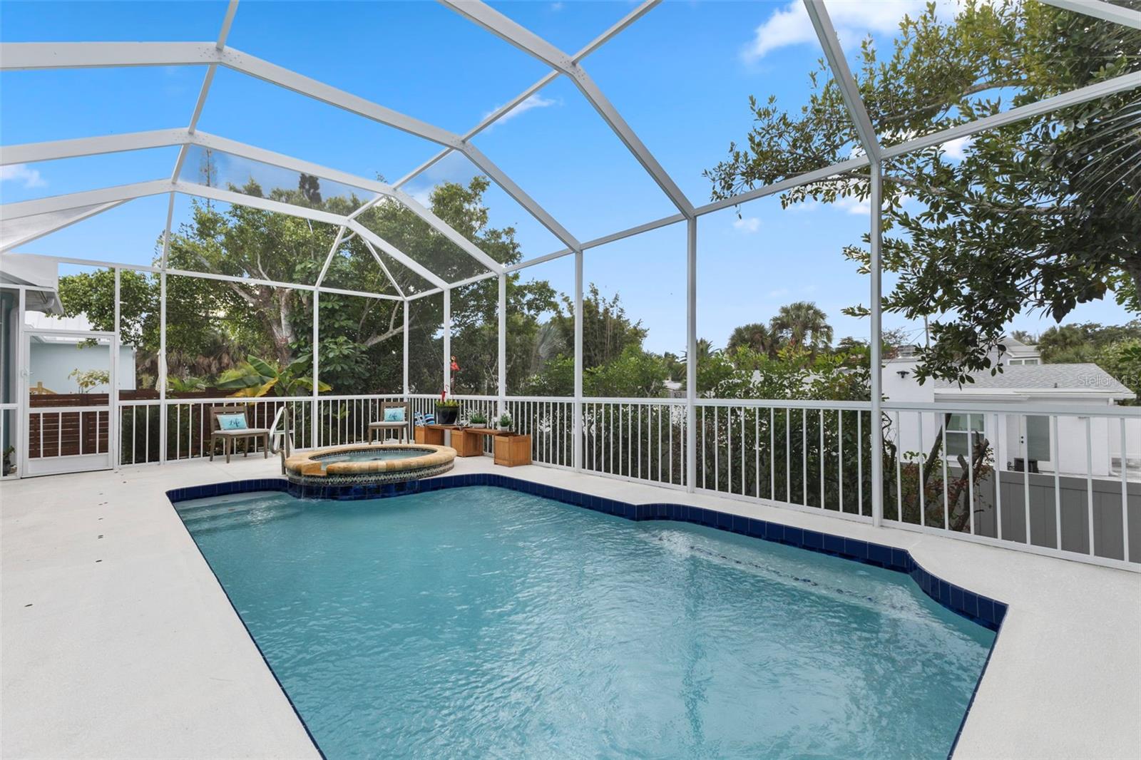 Image 5 of 54 For 5334 Calle Florida