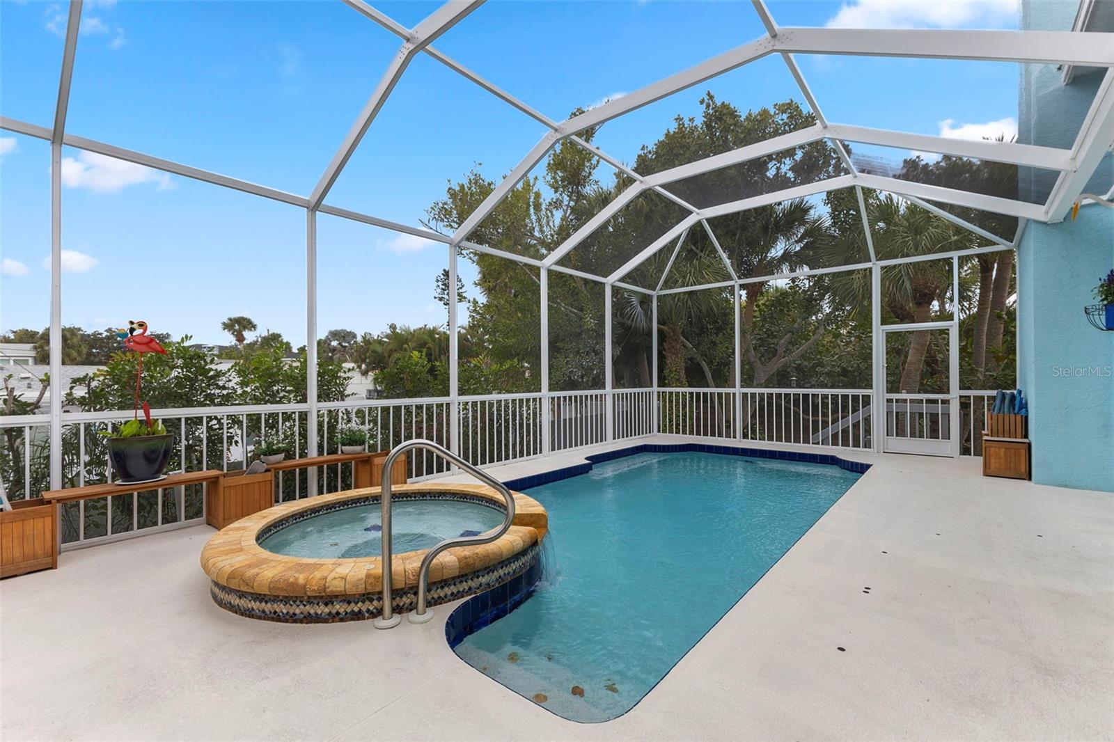 Image 7 of 54 For 5334 Calle Florida