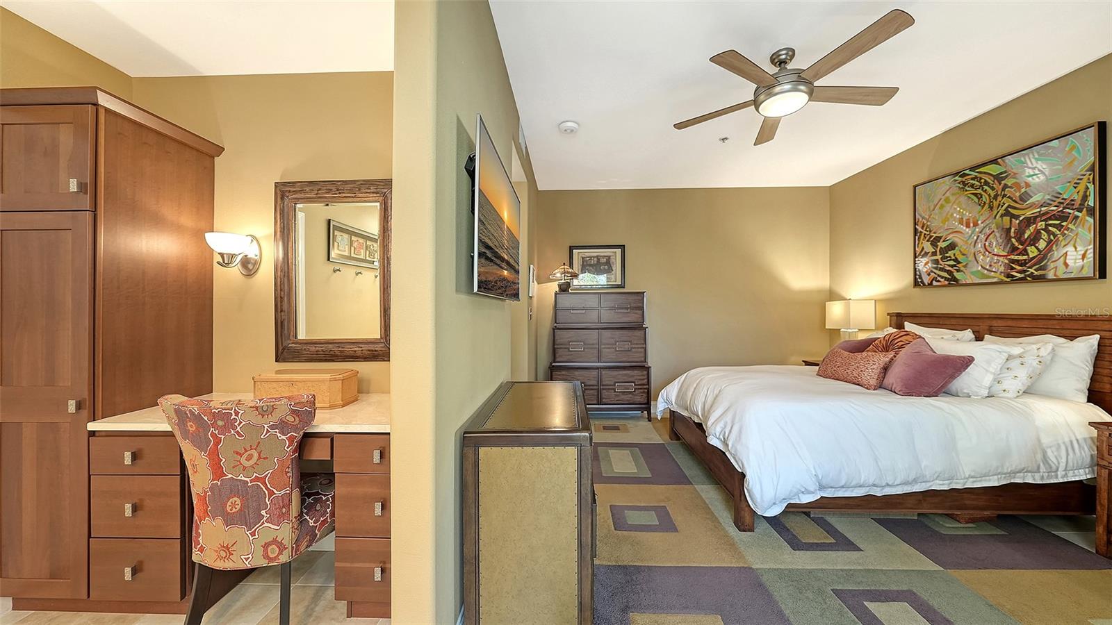 Image 28 of 61 For 1904 Harbourside Drive 201