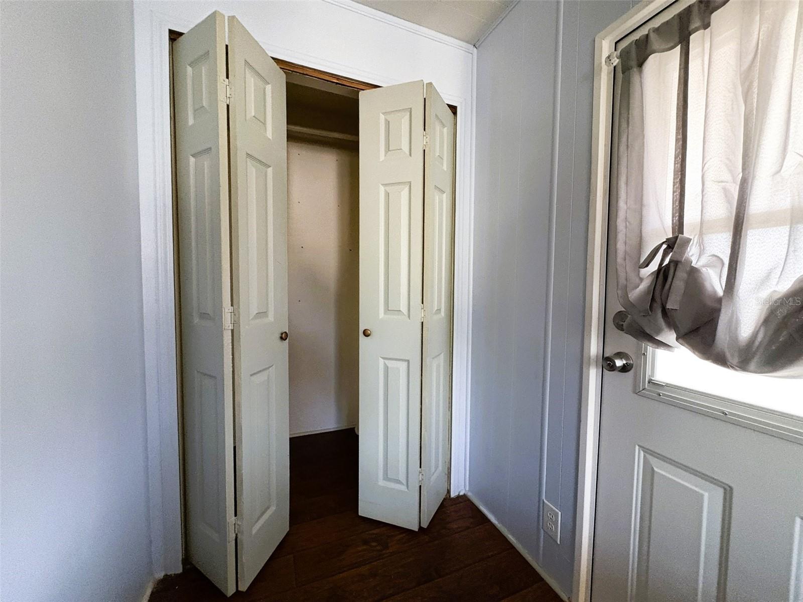 Image 15 of 23 For 504 50th Avenue Dr W Avenue W