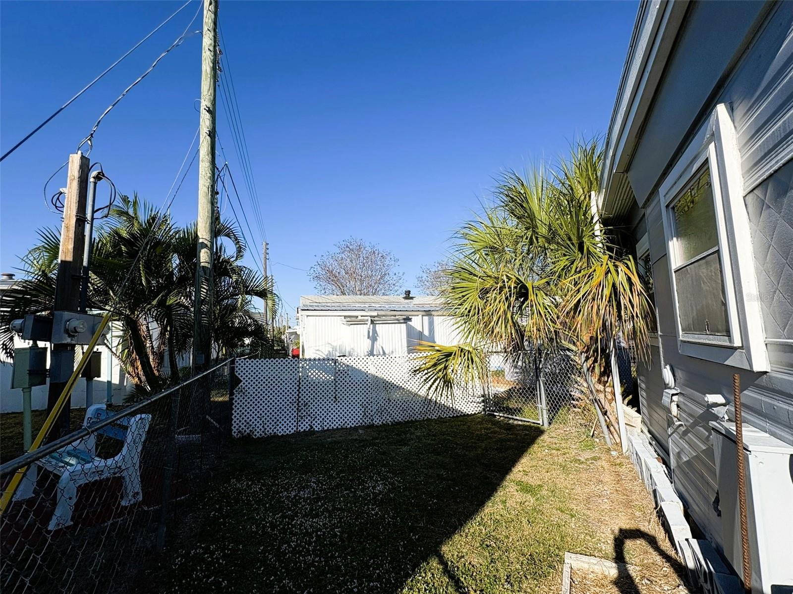 Image 5 of 23 For 504 50th Avenue Dr W Avenue W