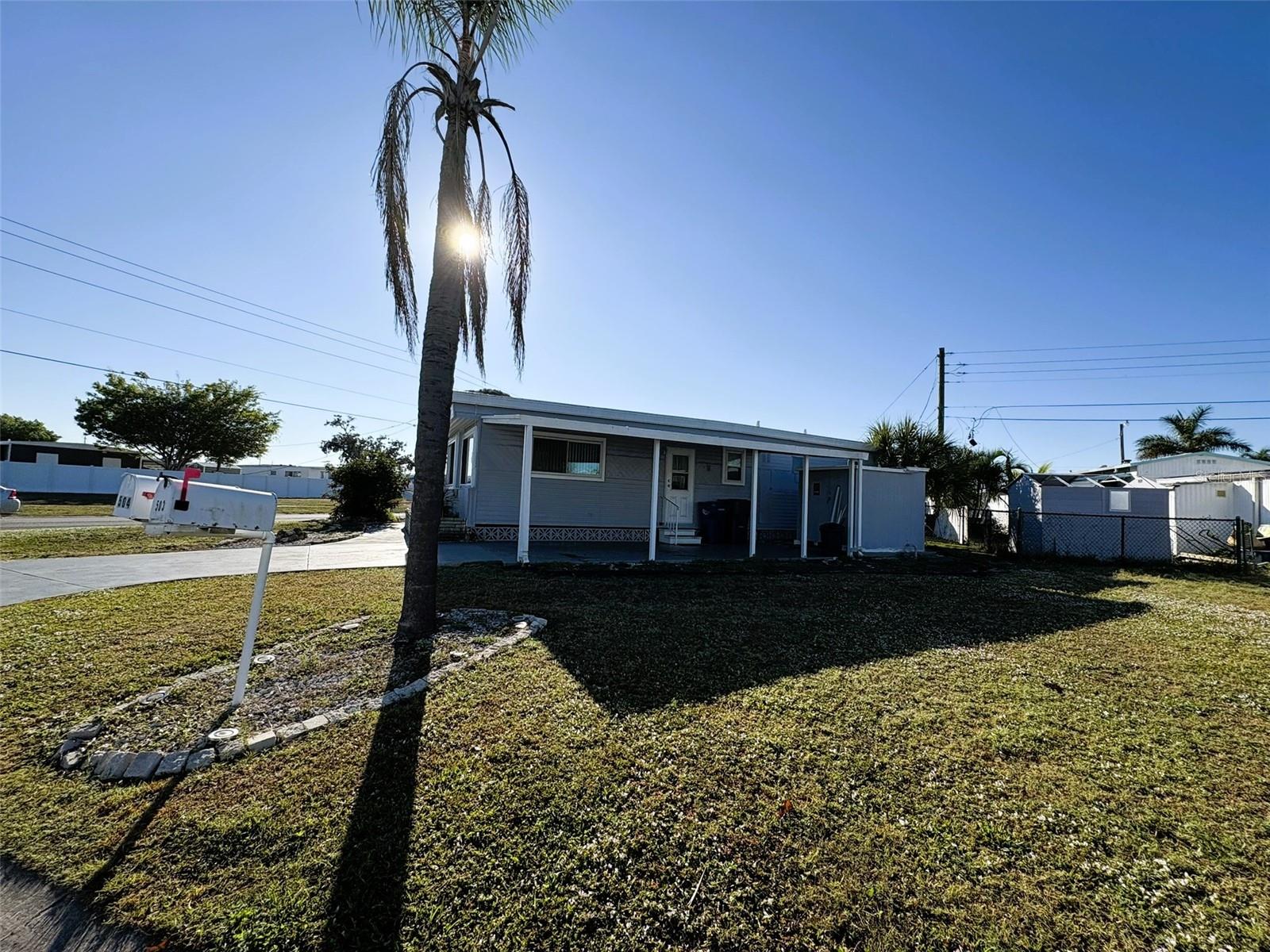 Image 9 of 23 For 504 50th Avenue Dr W Avenue W