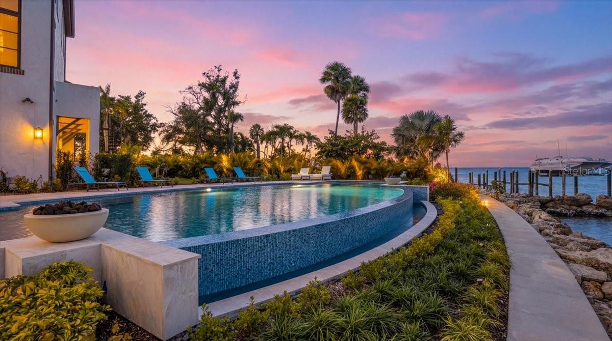 Image 10 of 68 For 315 Shore Drive