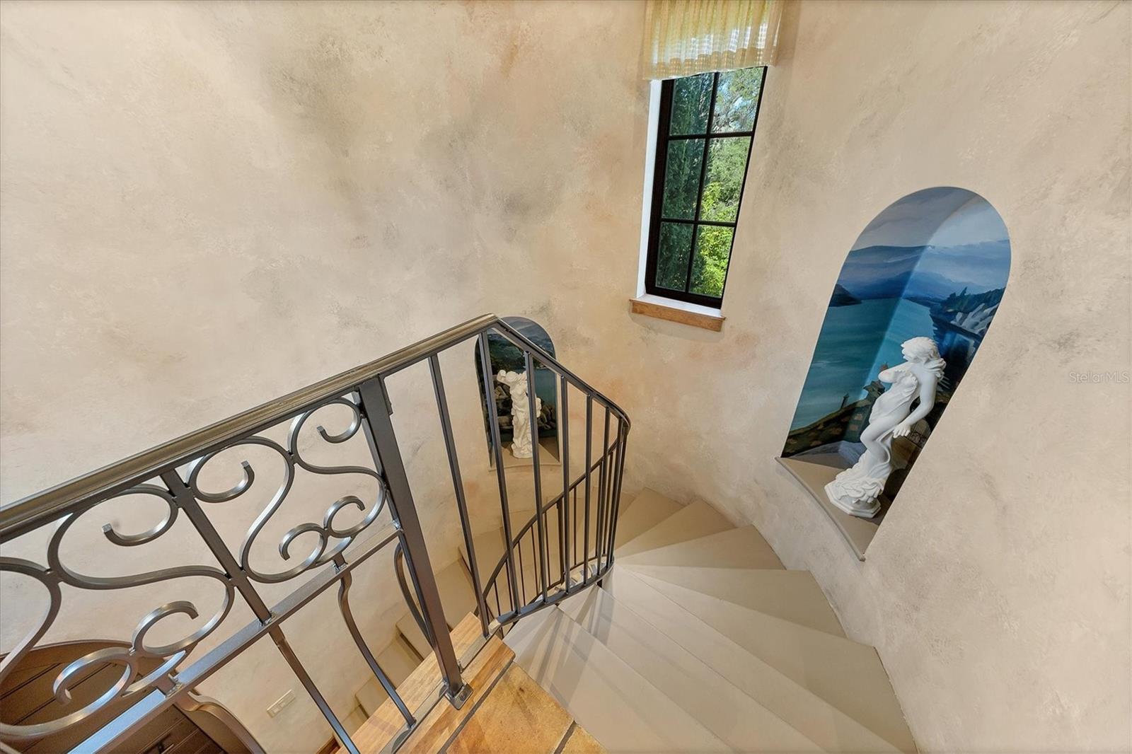 Image 18 of 68 For 315 Shore Drive