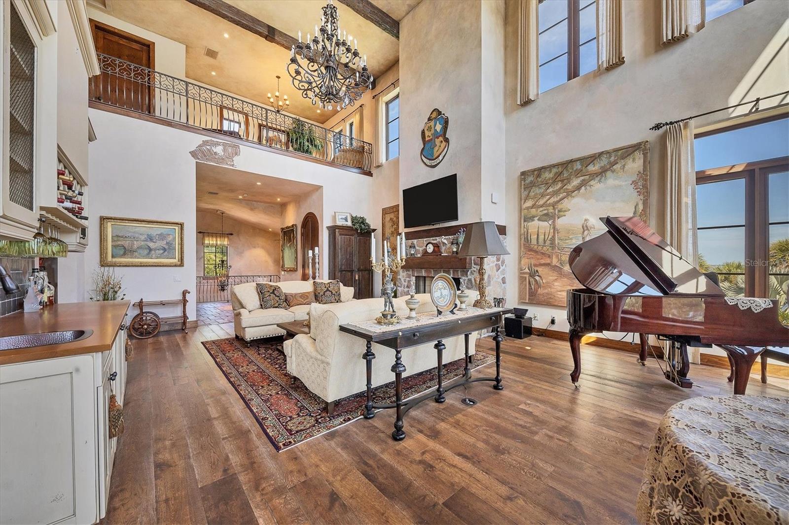 Image 19 of 68 For 315 Shore Drive