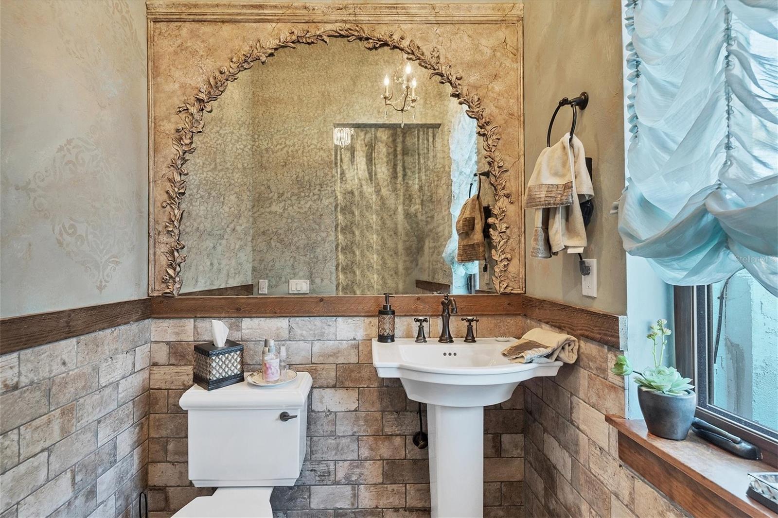 Image 33 of 68 For 315 Shore Drive