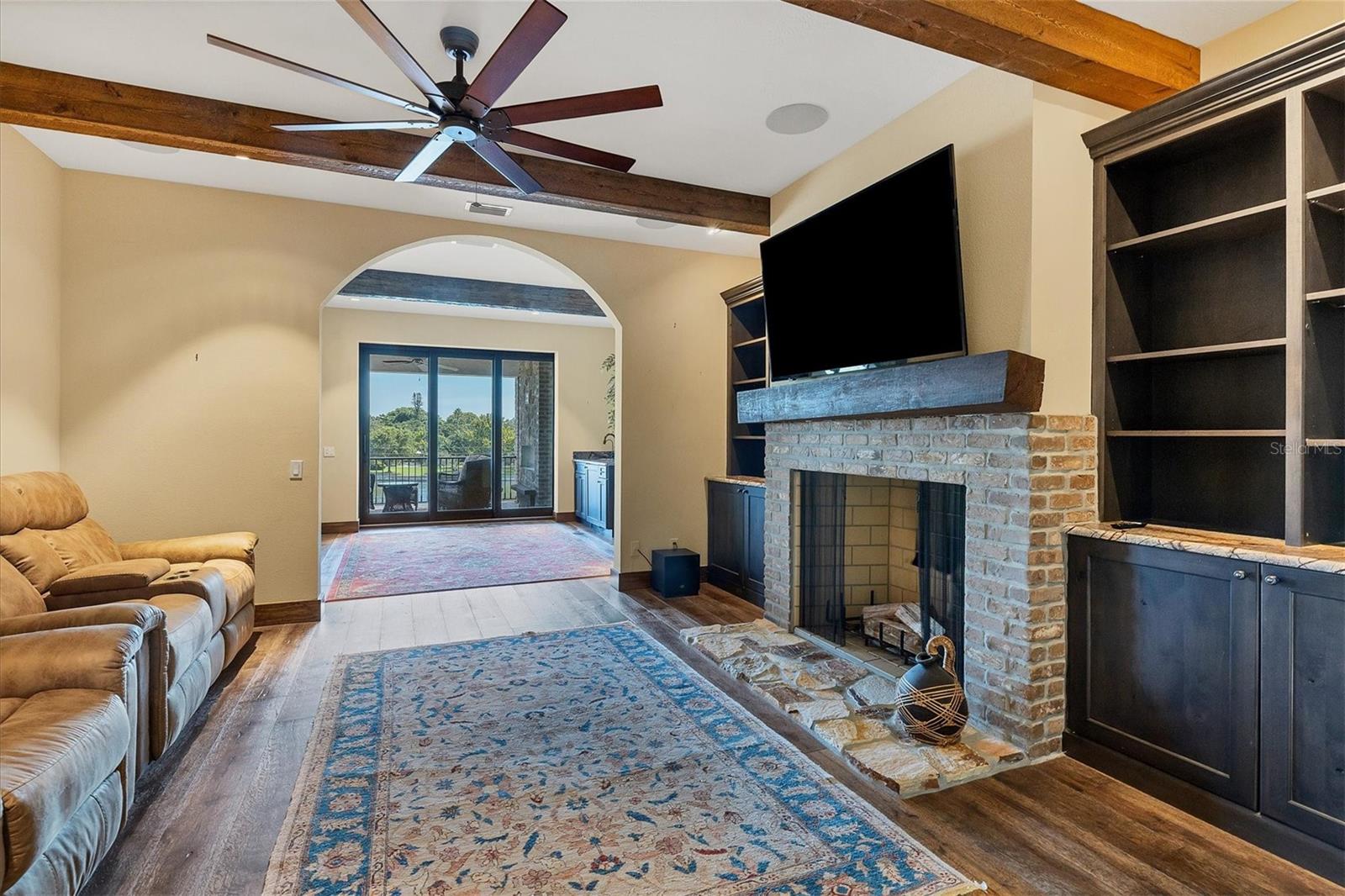 Image 42 of 68 For 315 Shore Drive