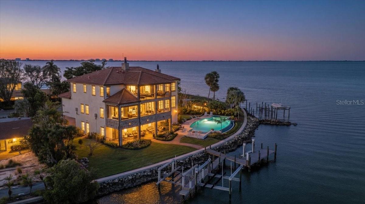 Image 5 of 68 For 315 Shore Drive