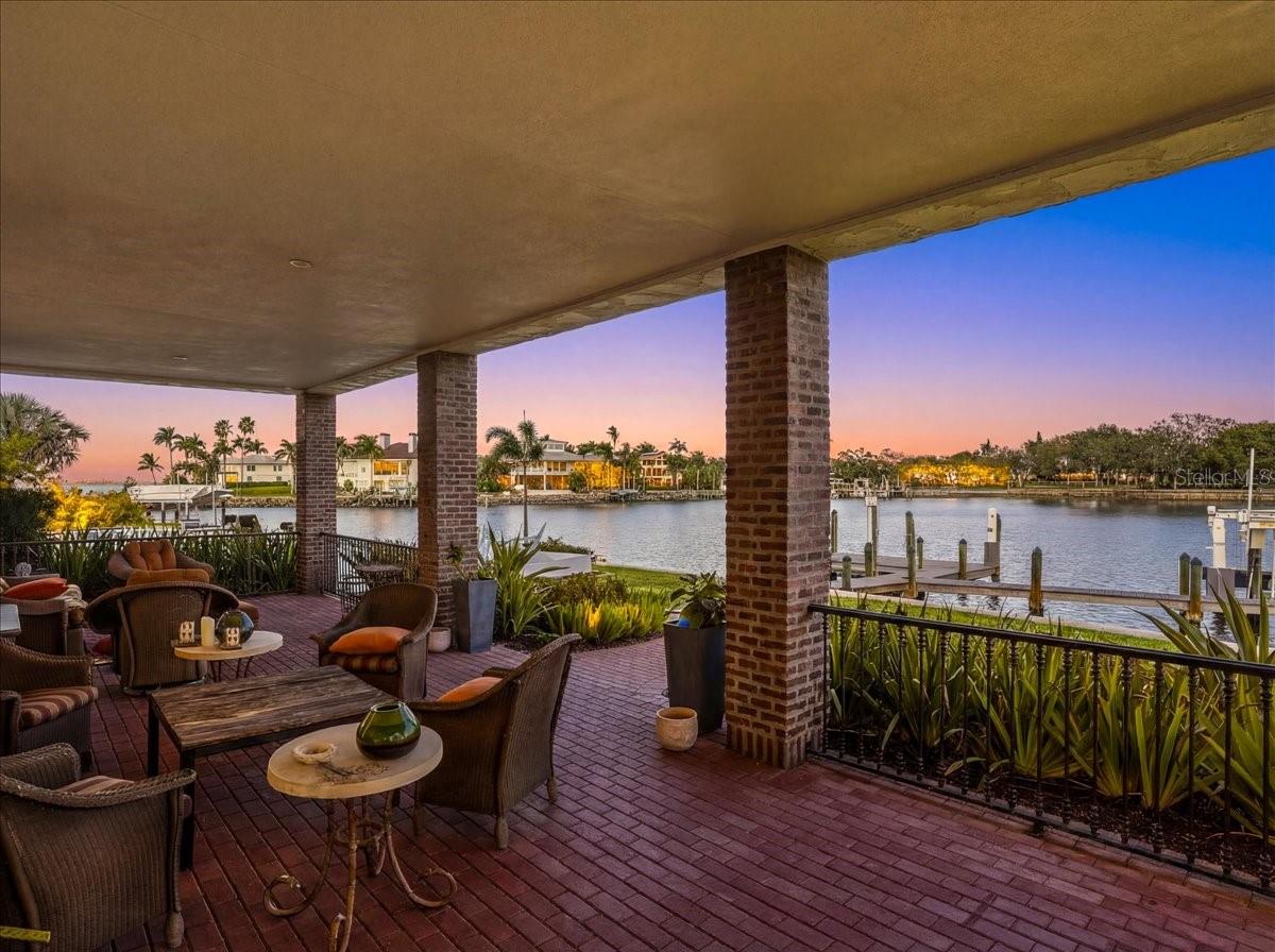 Image 9 of 68 For 315 Shore Drive