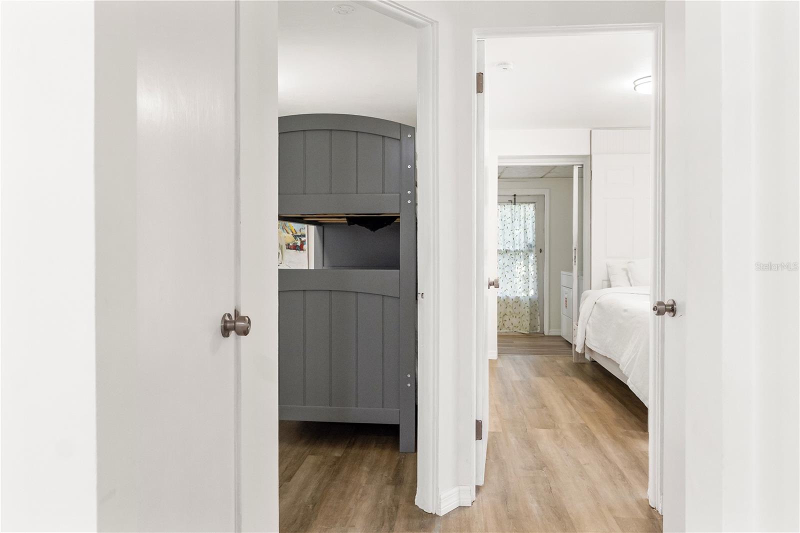 Image 20 of 25 For 4105 Rockefeller Avenue