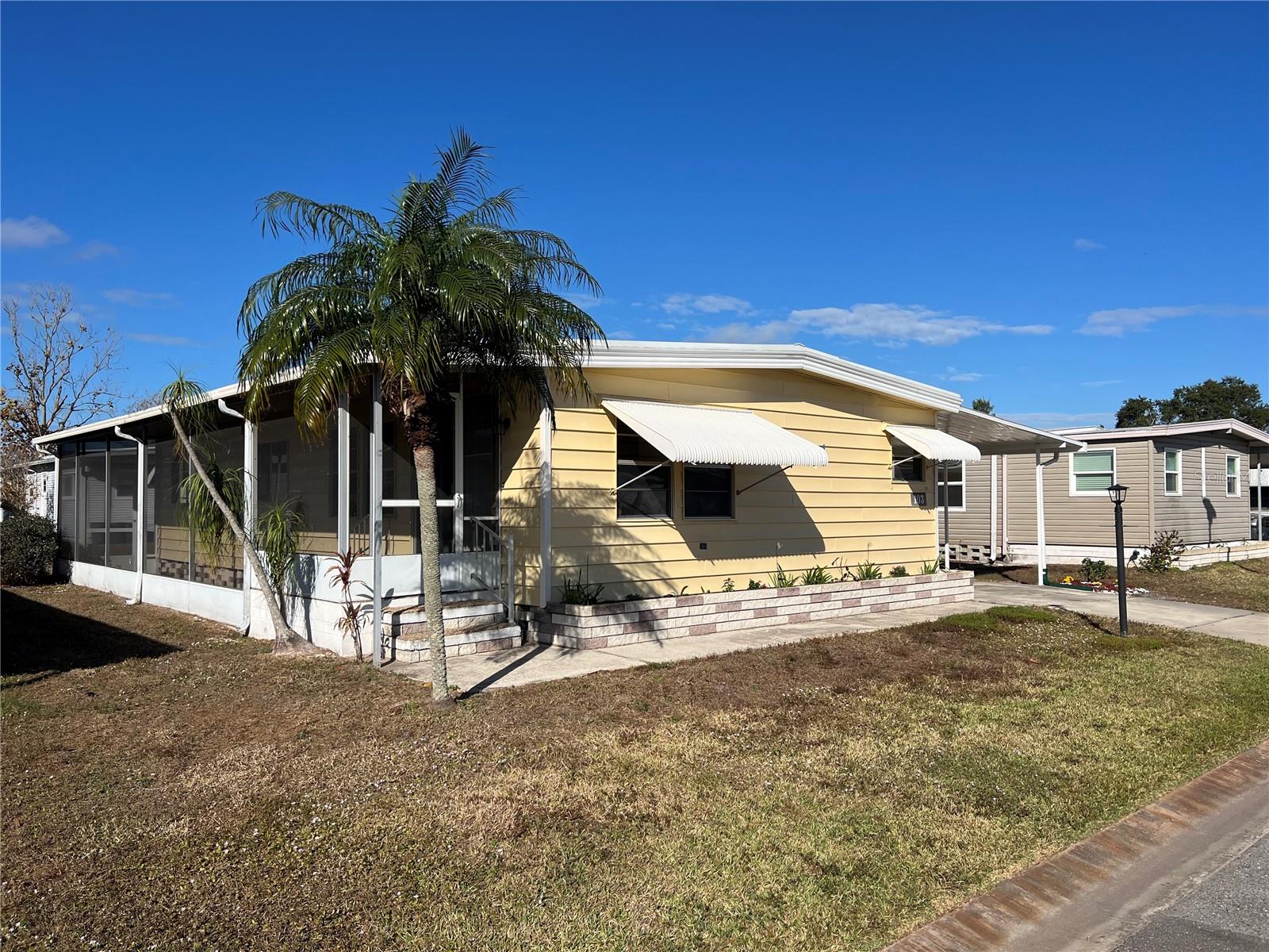 Image 2 of 38 For 6710 36th Avenue E 103