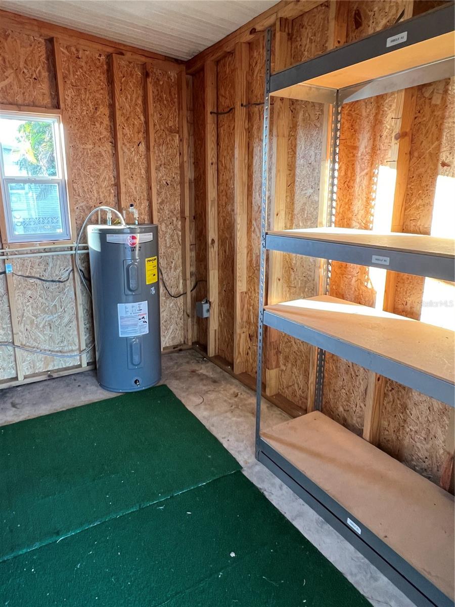 Image 7 of 38 For 6710 36th Avenue E 103