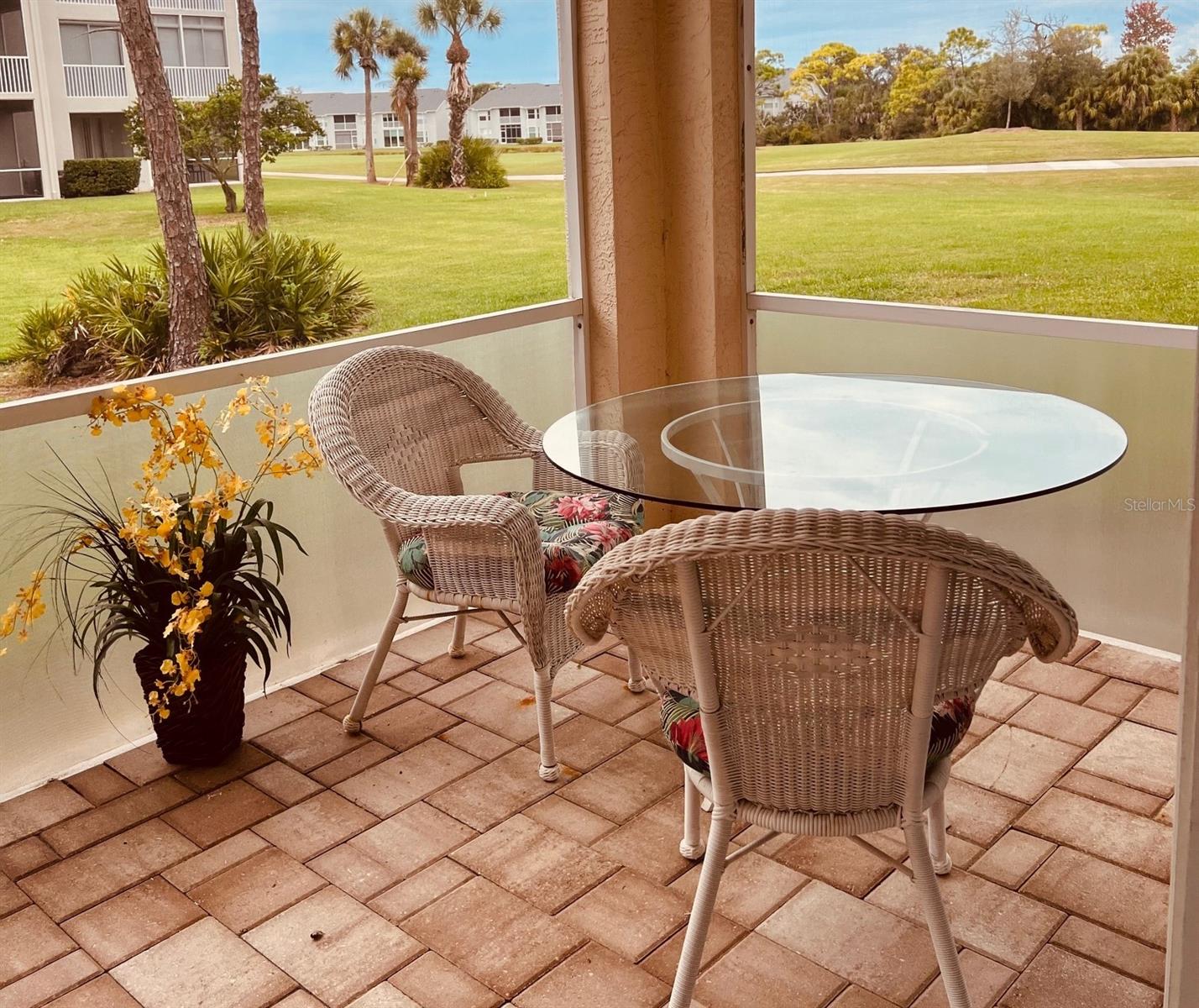 Image 15 of 31 For 9620 Club South Circle 5101