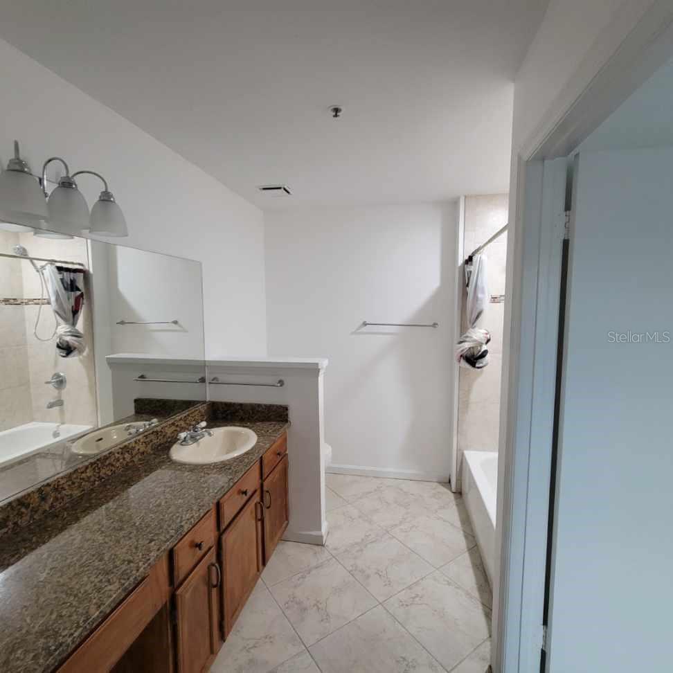 Image 10 of 16 For 4028 Crockers Lake Boulevard 18