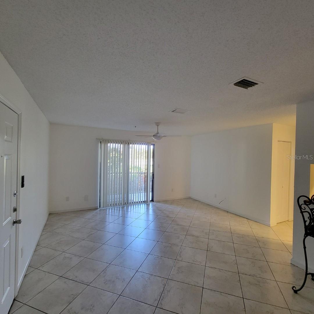 Image 3 of 16 For 4028 Crockers Lake Boulevard 18