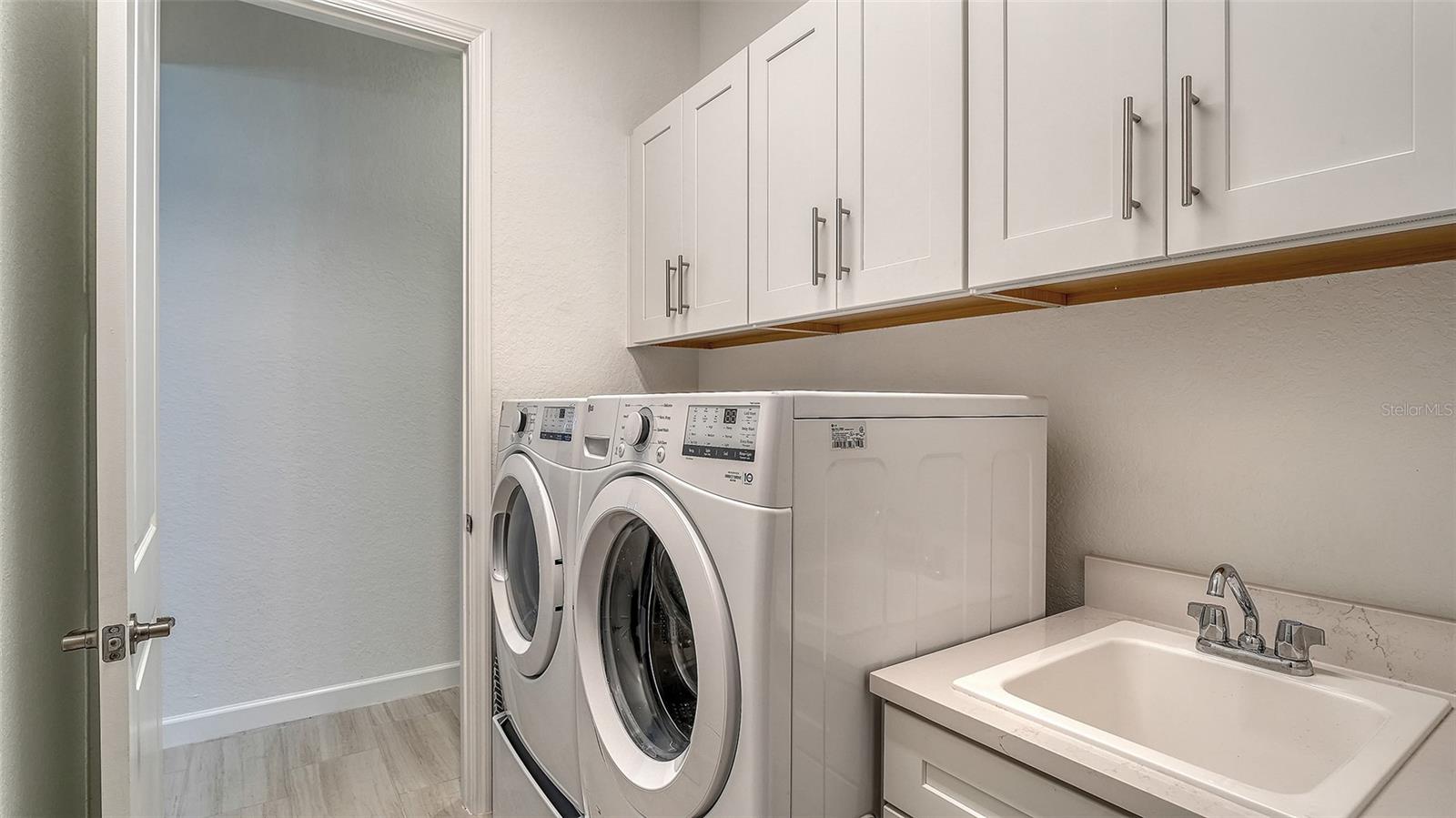 Image 39 of 44 For 5612 Lightning Whelk Lane